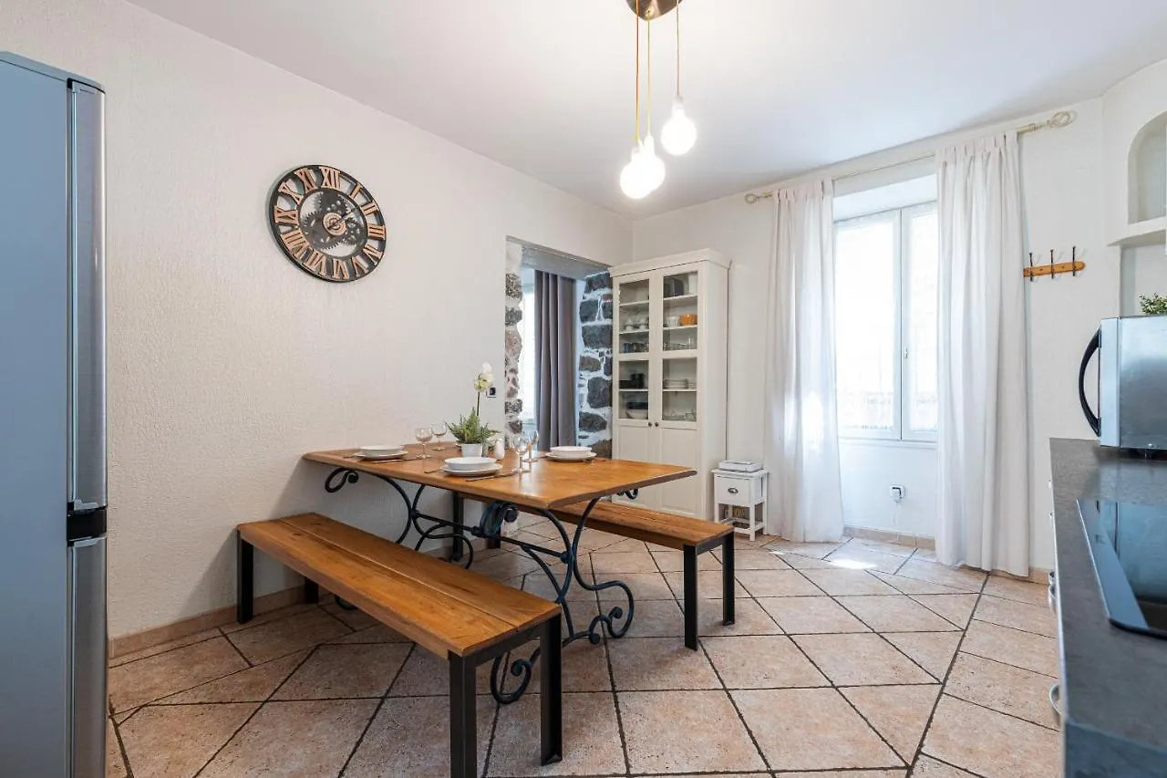 1 Bedroom Apartment In Nice Port France